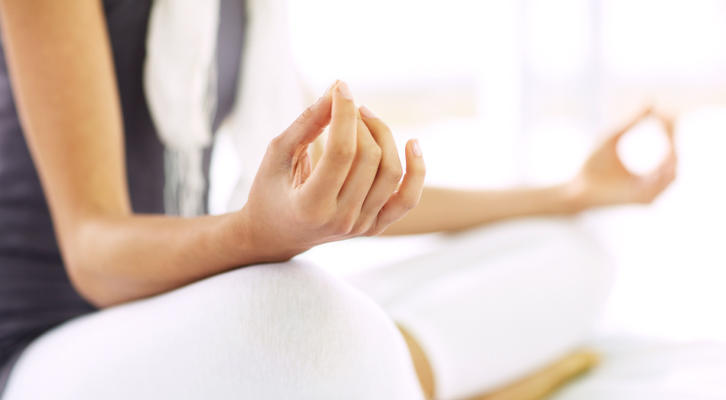 Как правильно медитировать: 5 способов, чтобы не сидеть в тишине