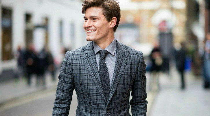 shirt-and-tie-combinations-with-a-patterned-suit-mens-street-style-oliver-cheshire-1170x595