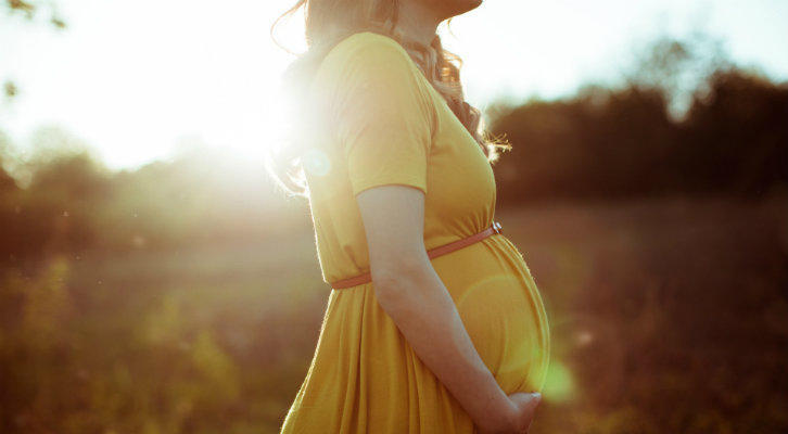 woman-falls-pregnant-twice-within-ten-days